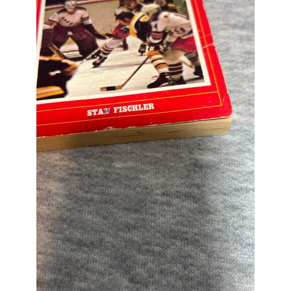 Hockey Stars Of 1973 Book by Stan Fischler Paperback 1973 - Picture 3 of 6